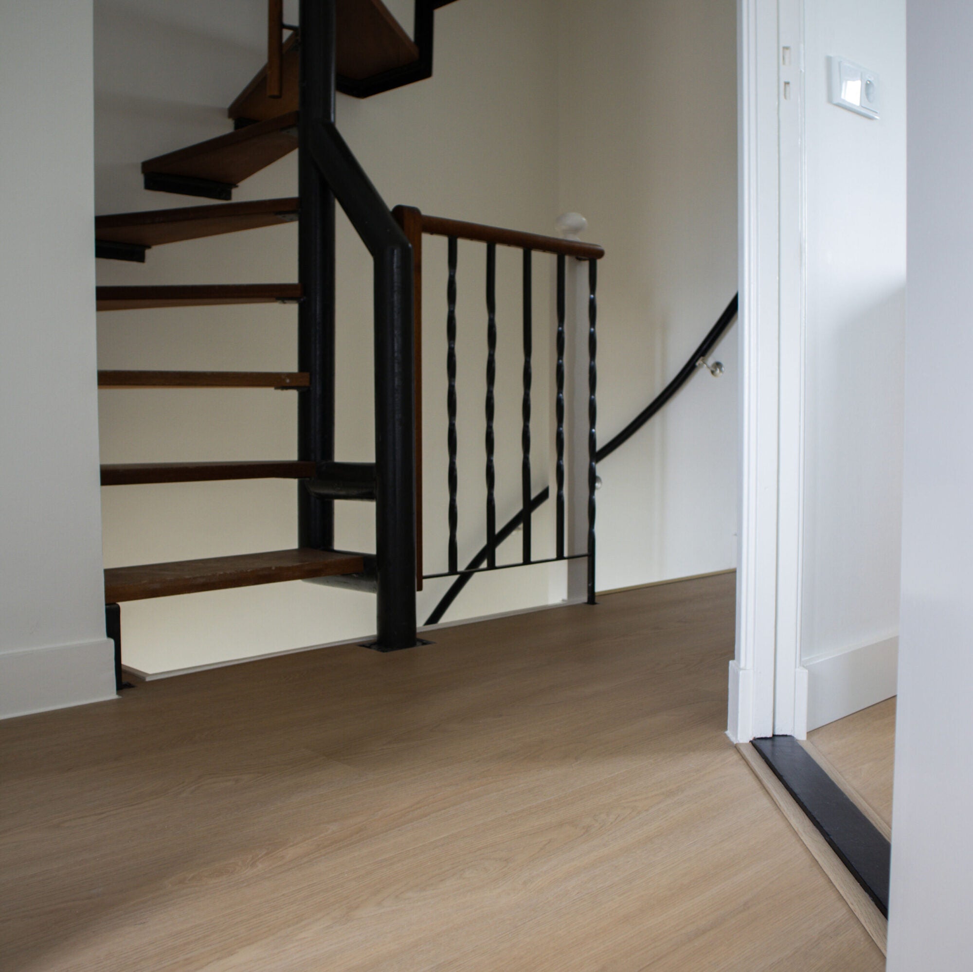 VivaFloors - Eiken 8540